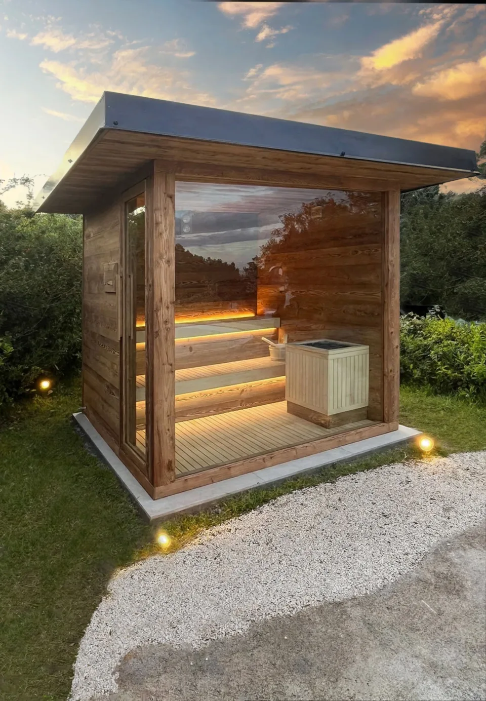 Larix Outdoor